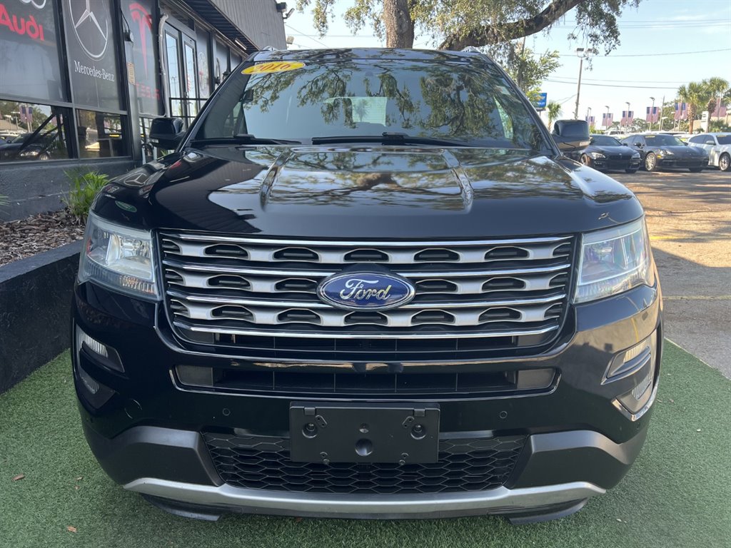 2016 Ford Explorer XLT photo