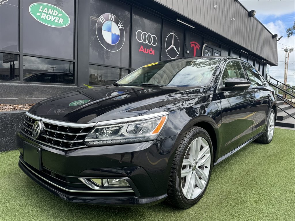 2018 Volkswagen Passat SE photo