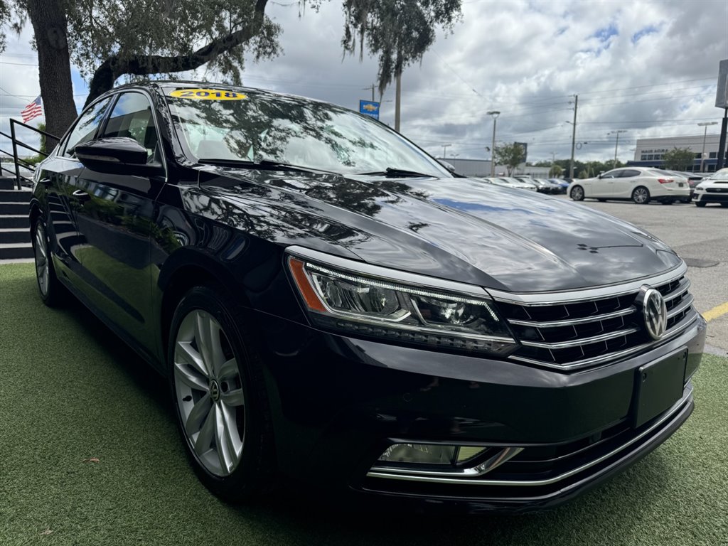 2018 Volkswagen Passat SE photo