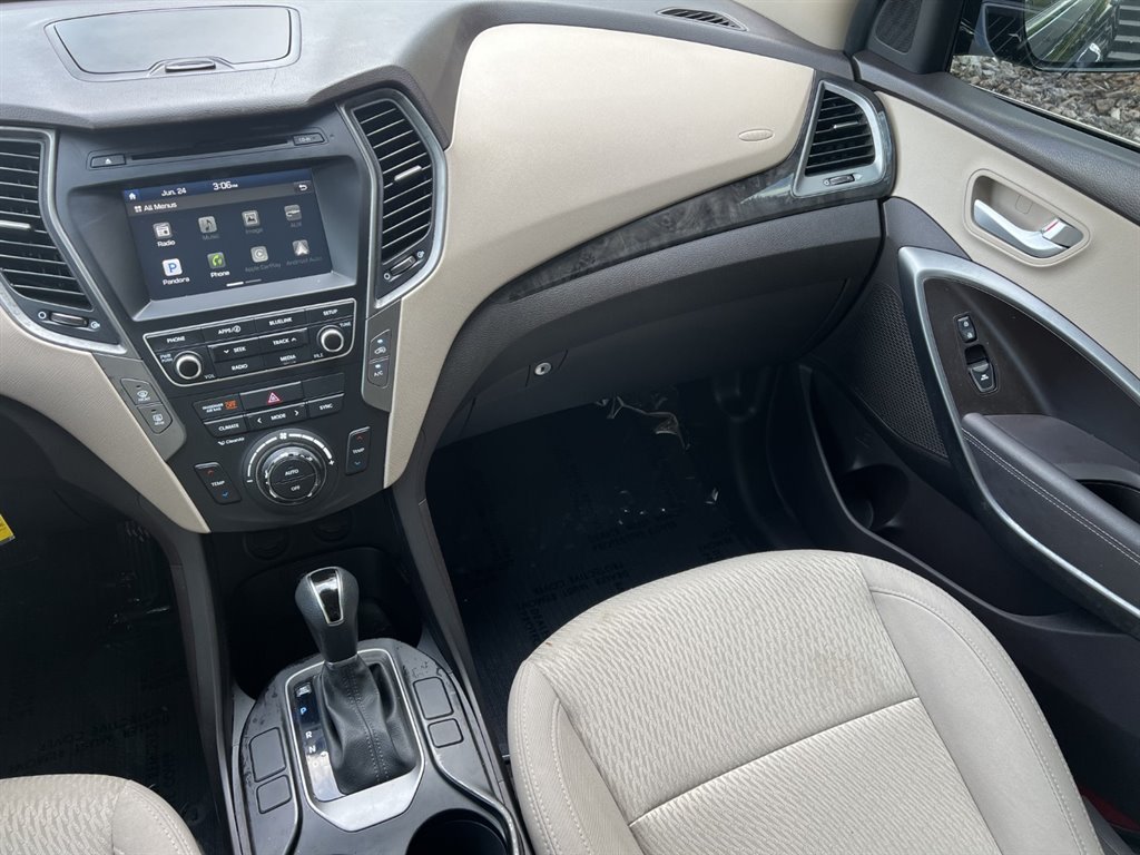 2017 Hyundai Santa Fe Sport  photo