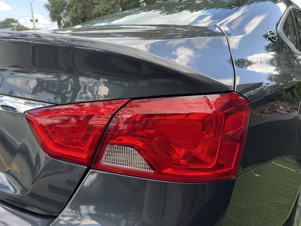 2019 Chevrolet Impala LS photo