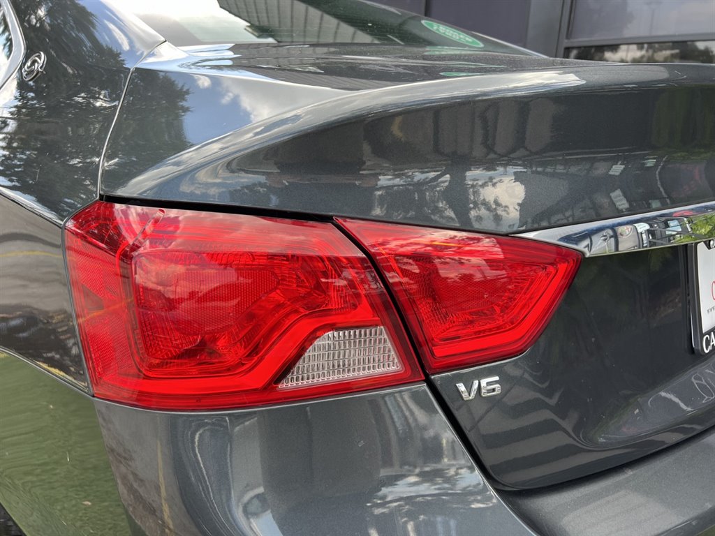 2019 Chevrolet Impala LS photo