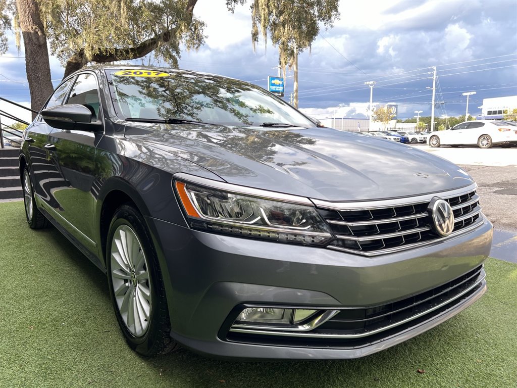 2017 Volkswagen Passat SE photo