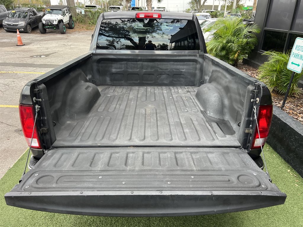 2017 RAM 1500 Tradesman photo