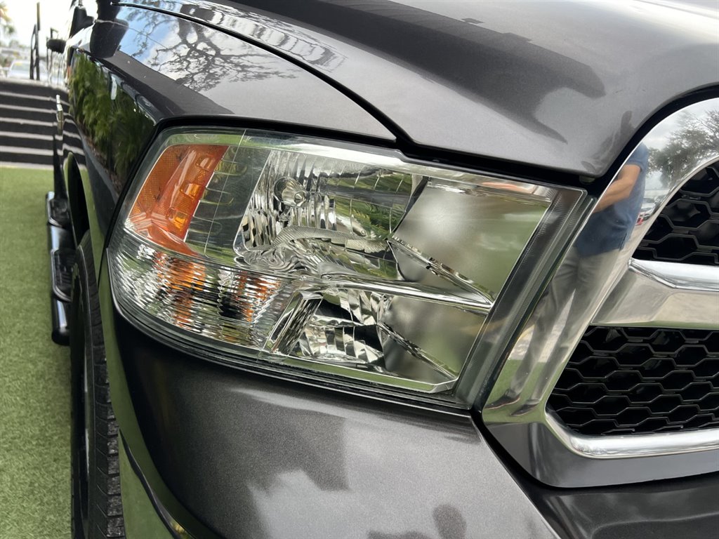 2017 RAM 1500 Tradesman photo