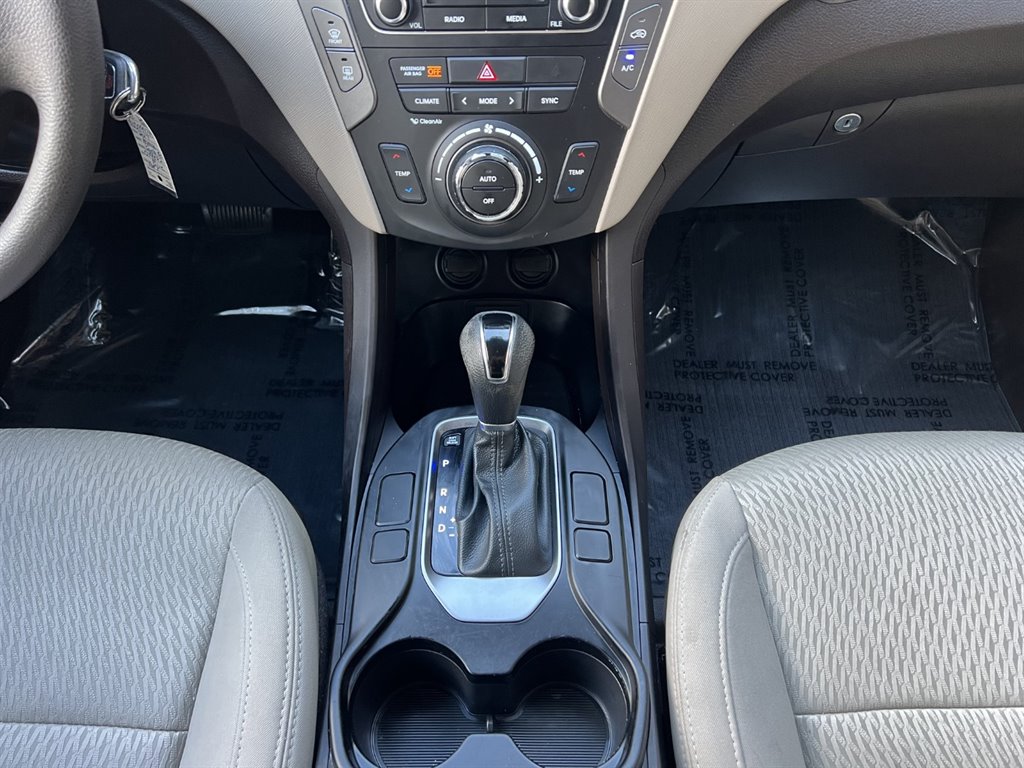 2017 Hyundai Santa Fe Sport - $15,995