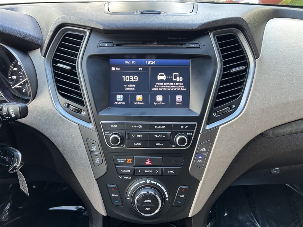 2017 Hyundai Santa Fe Sport - $15,995