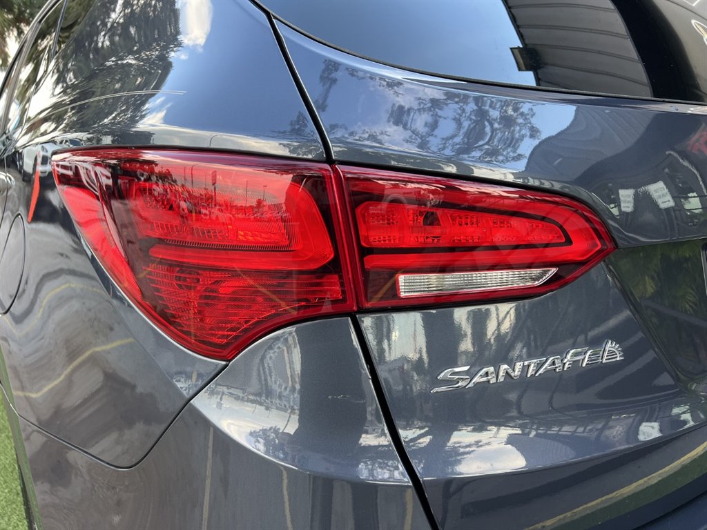2017 Hyundai Santa Fe Sport - $15,995