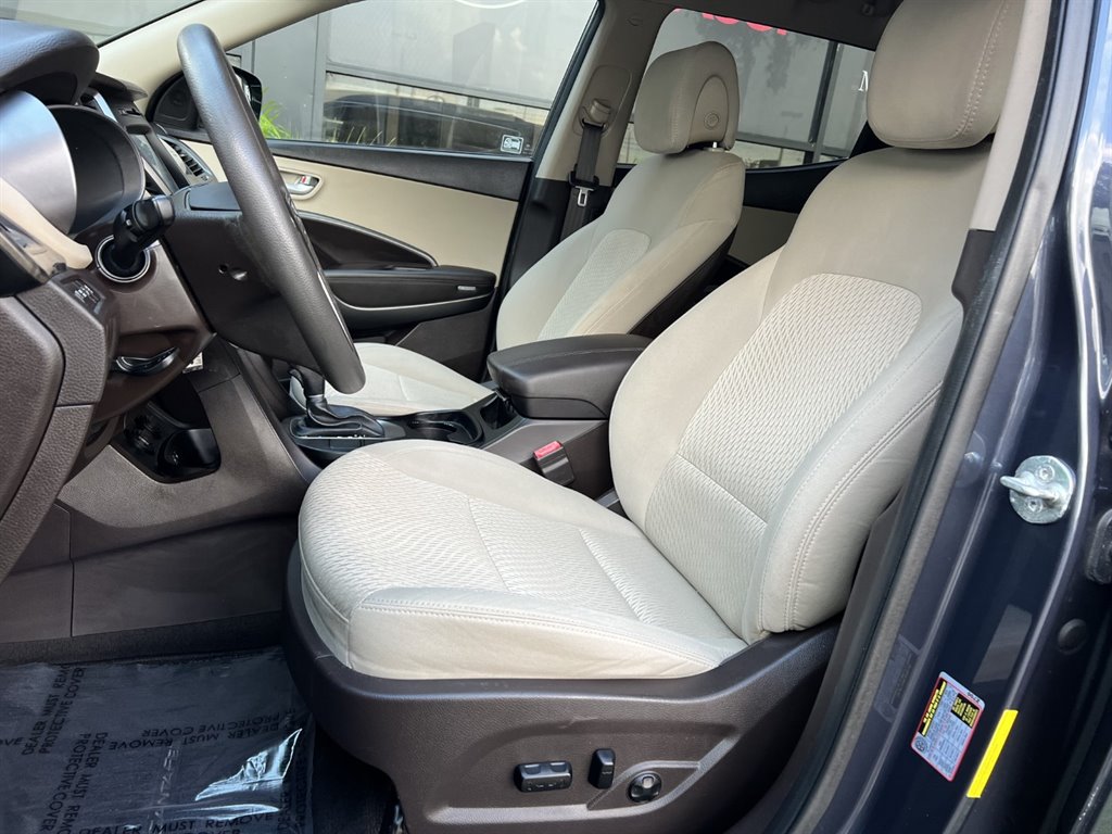 2017 Hyundai Santa Fe Sport - $15,995