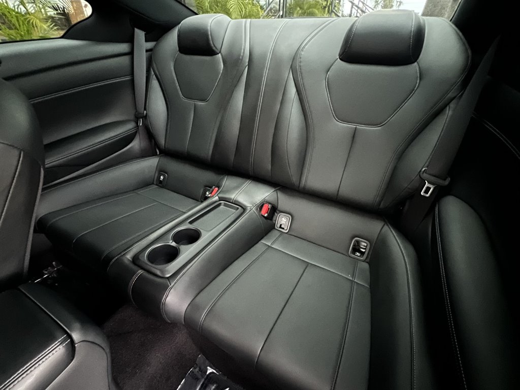 2018 Infiniti Q60 Luxe photo