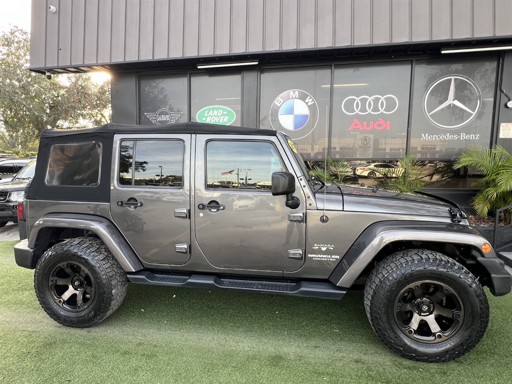2017 Jeep Wrangler Unlimited Sahara photo