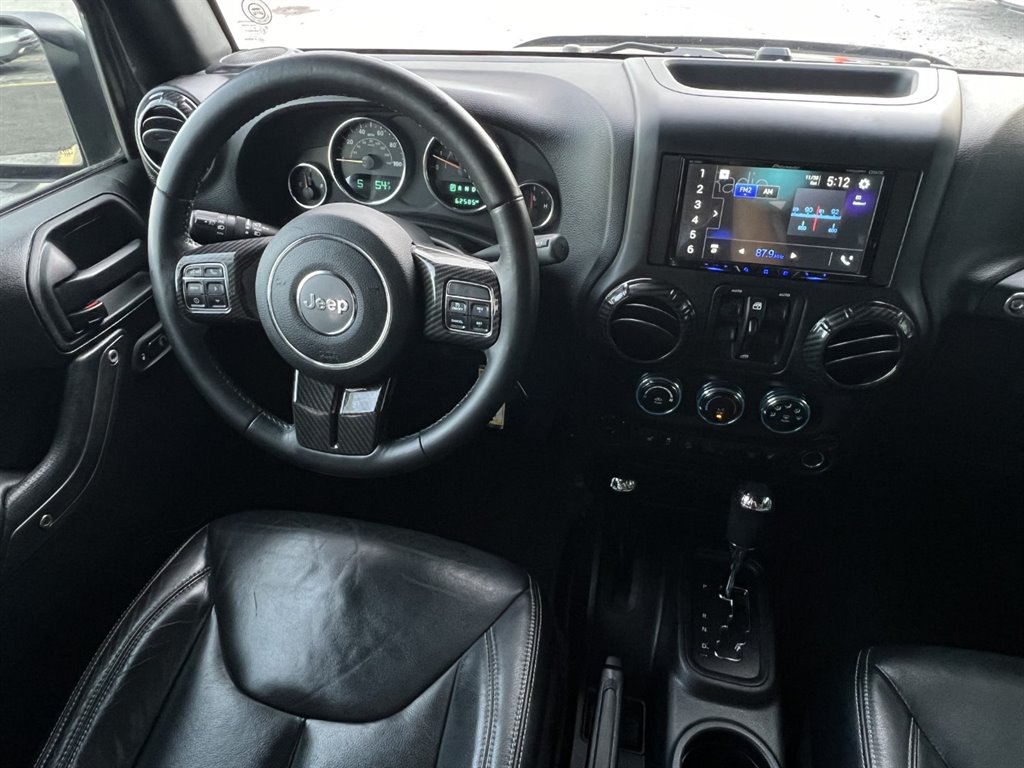 2017 Jeep Wrangler Unlimited Sahara photo