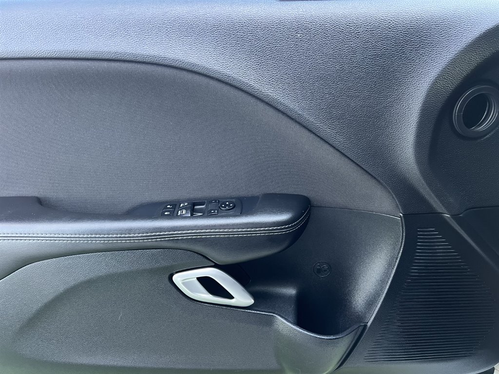 2018 Dodge Challenger SXT photo