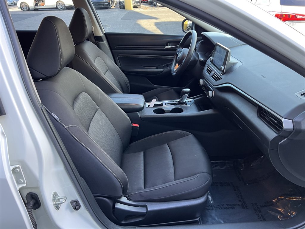 2020 Nissan Altima S photo