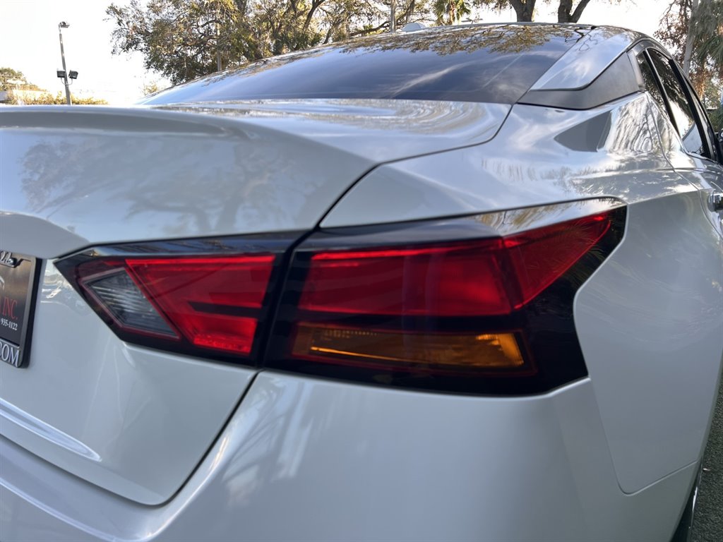 2020 Nissan Altima S photo
