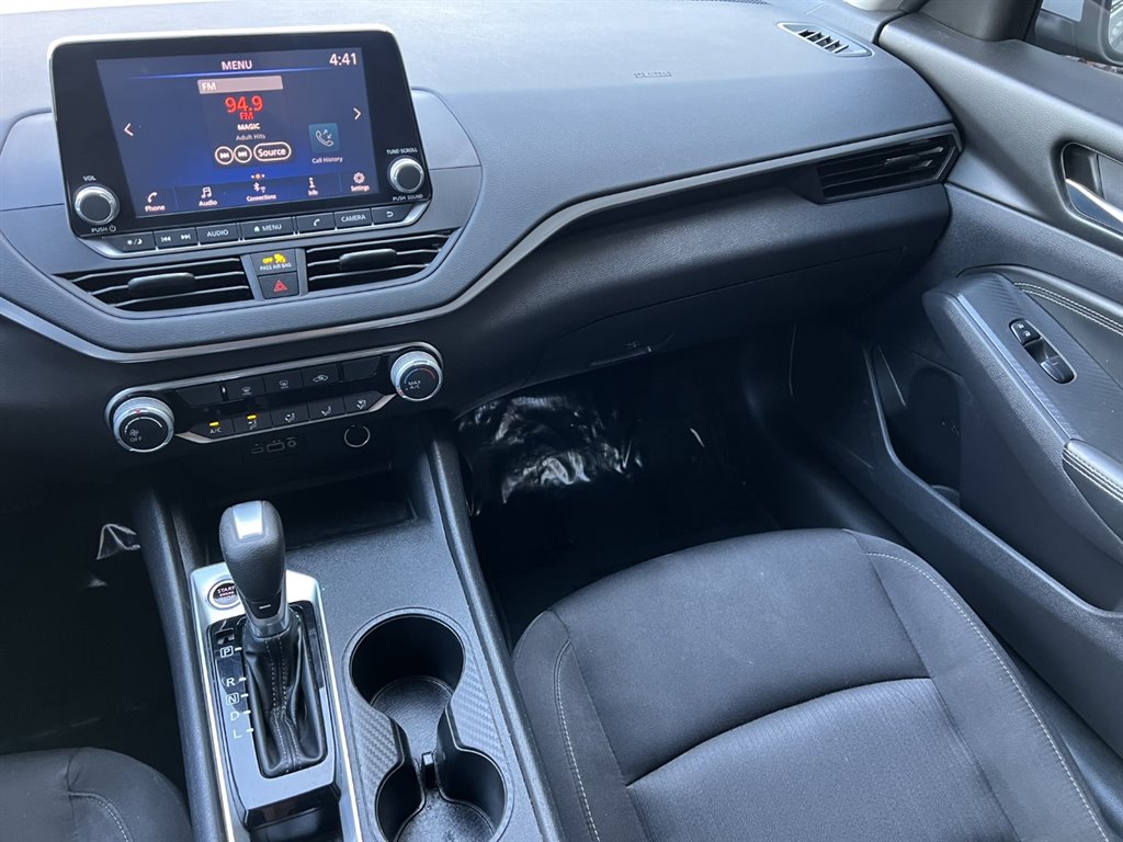 2020 Nissan Altima S photo