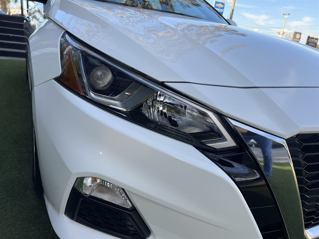 2020 Nissan Altima S photo