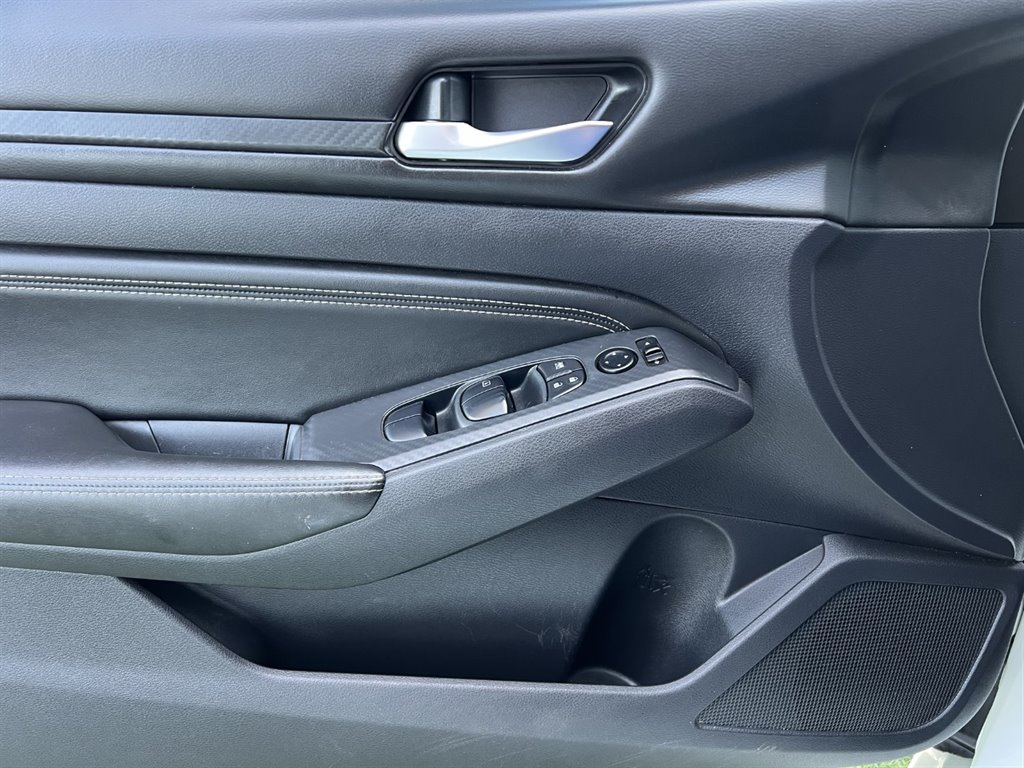 2020 Nissan Altima S photo