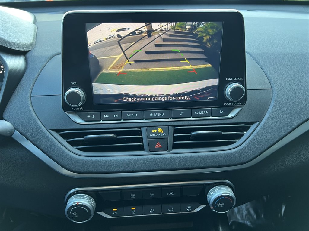 2020 Nissan Altima S photo