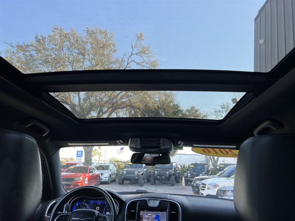 2023 Chrysler Pacifica Touring L photo 48
