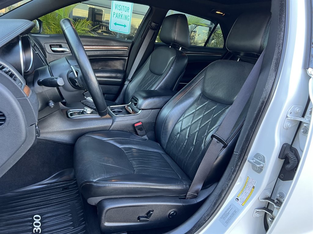 2023 Chrysler Pacifica Touring L photo 42