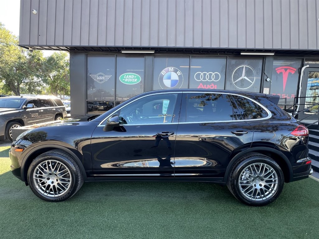 2015 Porsche Cayenne S photo