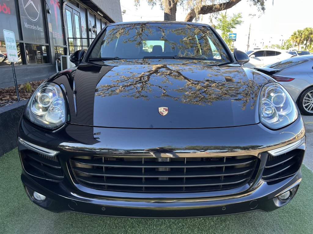2015 Porsche Cayenne S photo
