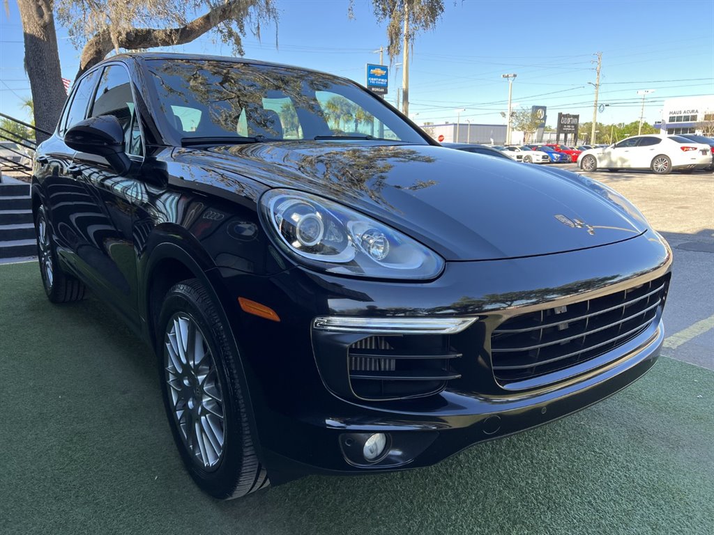 2015 Porsche Cayenne S photo