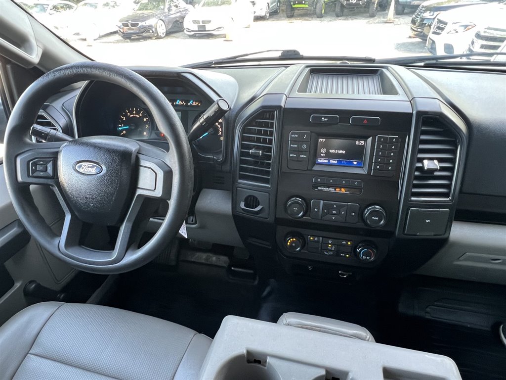 2017 Ford F150 XL photo