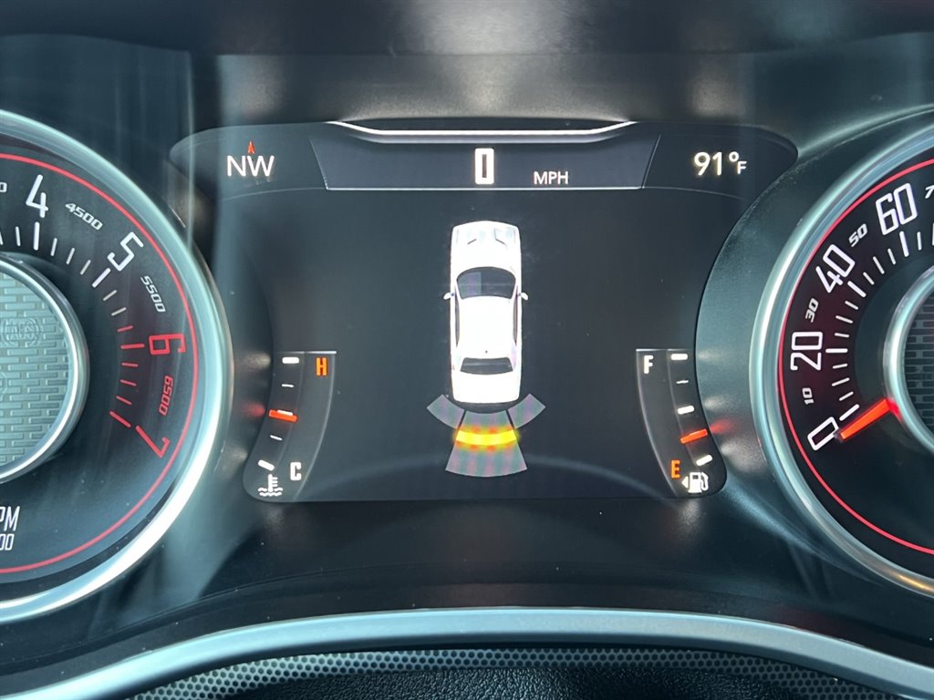 2015 Dodge Challenger R/T Plus photo