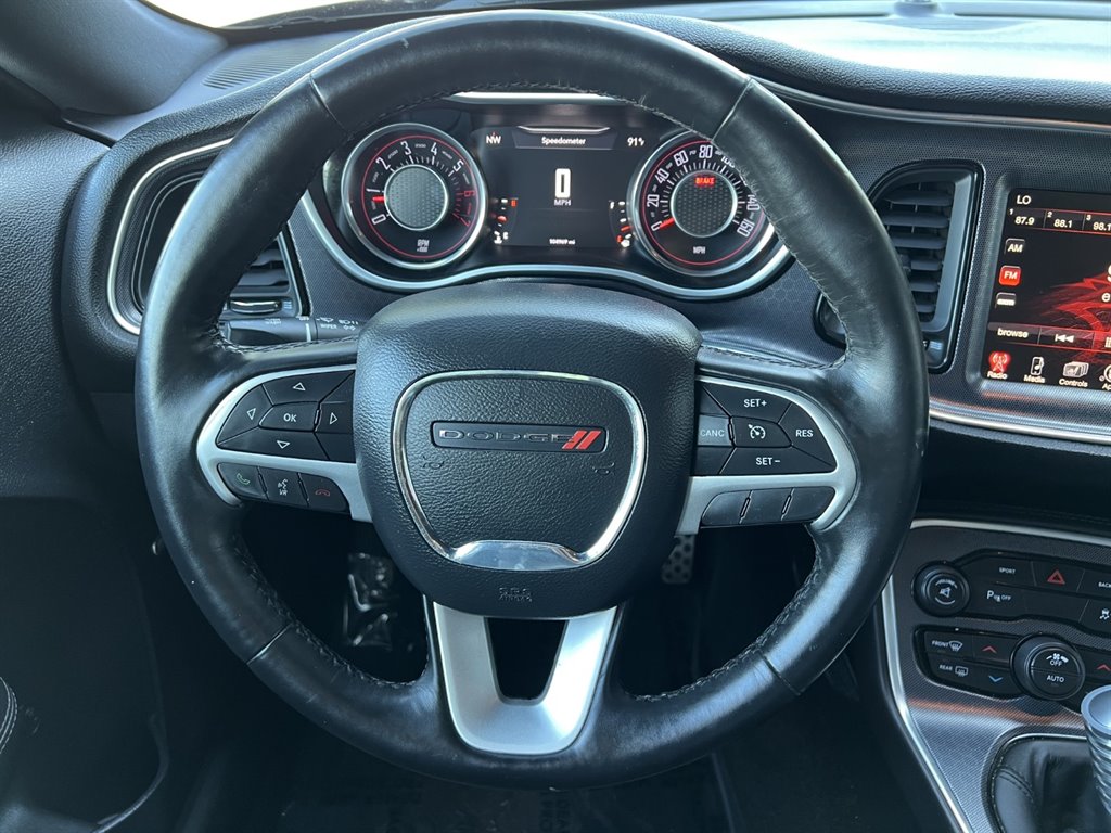 2015 Dodge Challenger R/T Plus photo