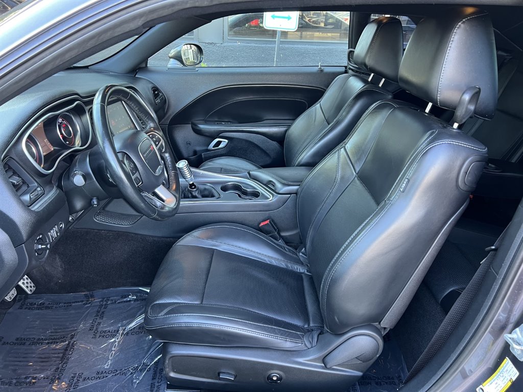 2015 Dodge Challenger R/T Plus photo