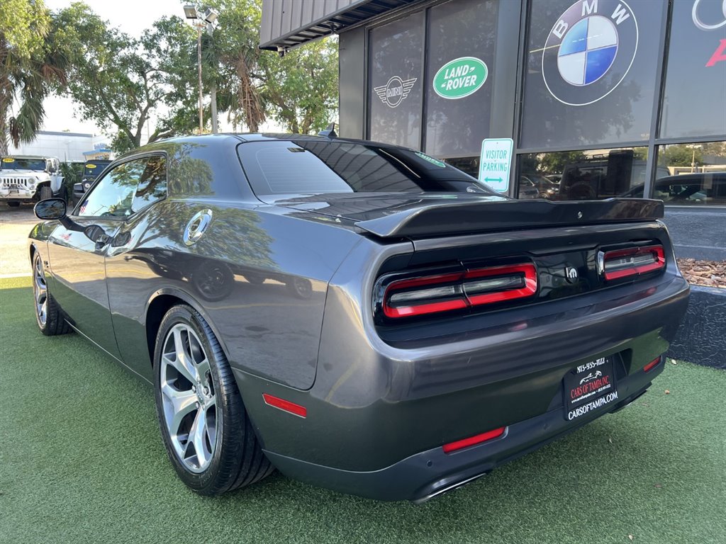 2015 Dodge Challenger R/T Plus photo