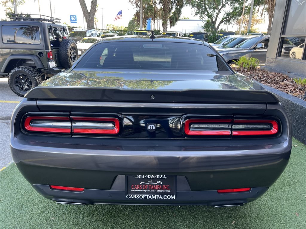 2015 Dodge Challenger R/T Plus photo