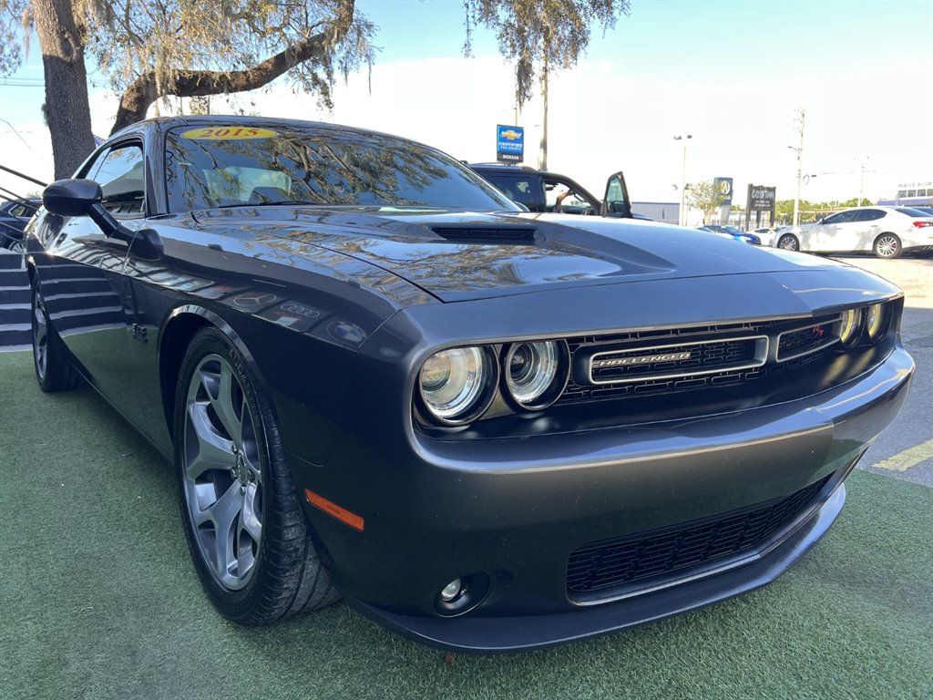 2015 Dodge Challenger R/T Plus photo