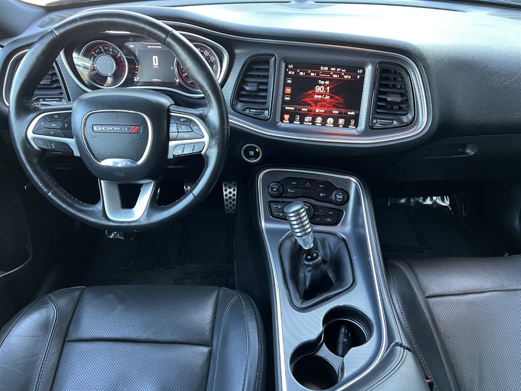 2015 Dodge Challenger R/T Plus photo