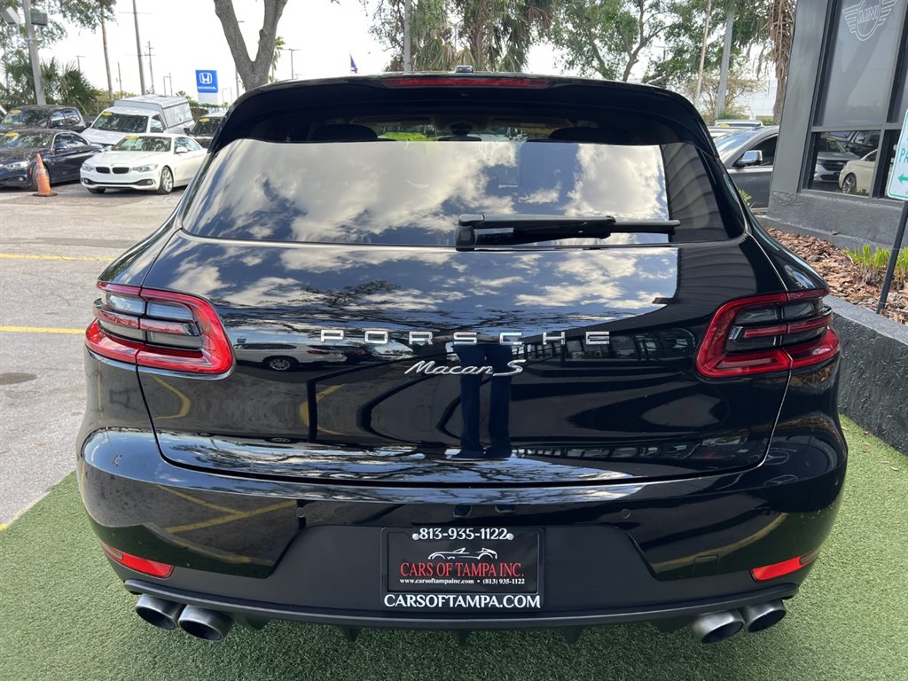 2016 Porsche Macan S photo