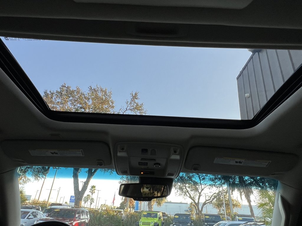 2016 Cadillac Escalade ESV Premium photo