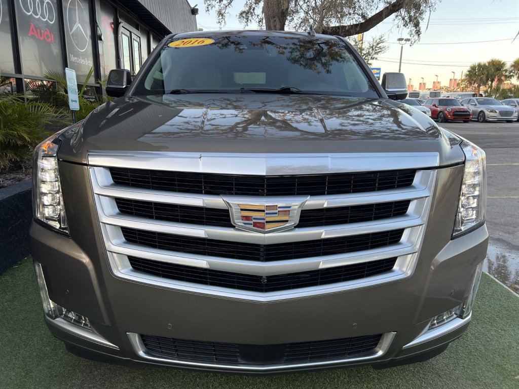 2016 Cadillac Escalade ESV Premium photo