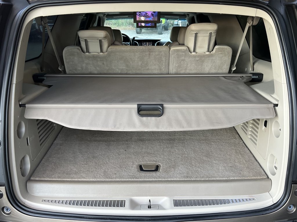 2016 Cadillac Escalade ESV Premium photo
