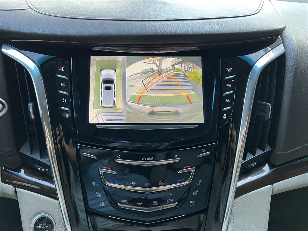 2016 Cadillac Escalade ESV Premium photo