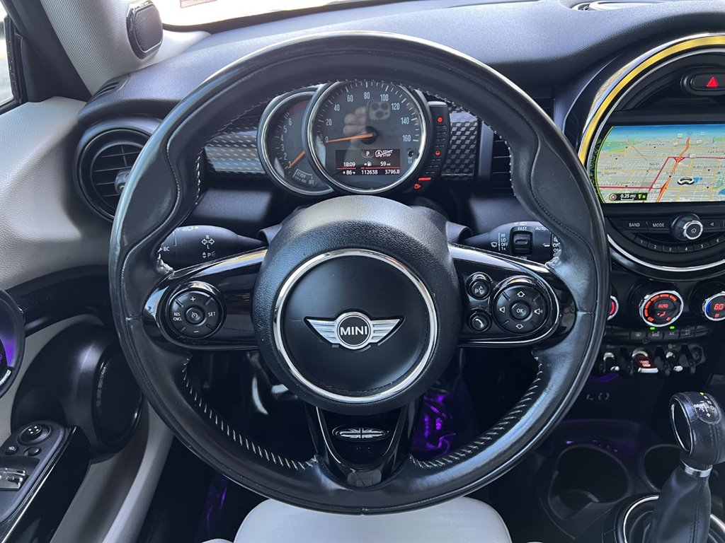 2017 MINI Cooper S photo