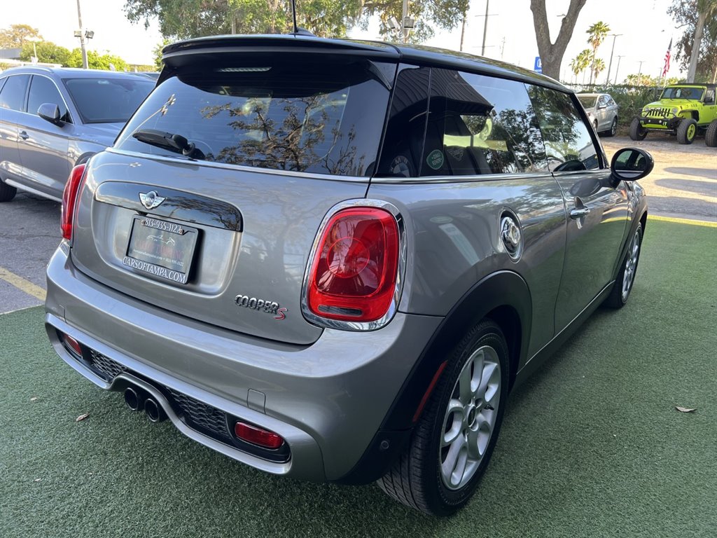 2017 MINI Cooper S photo