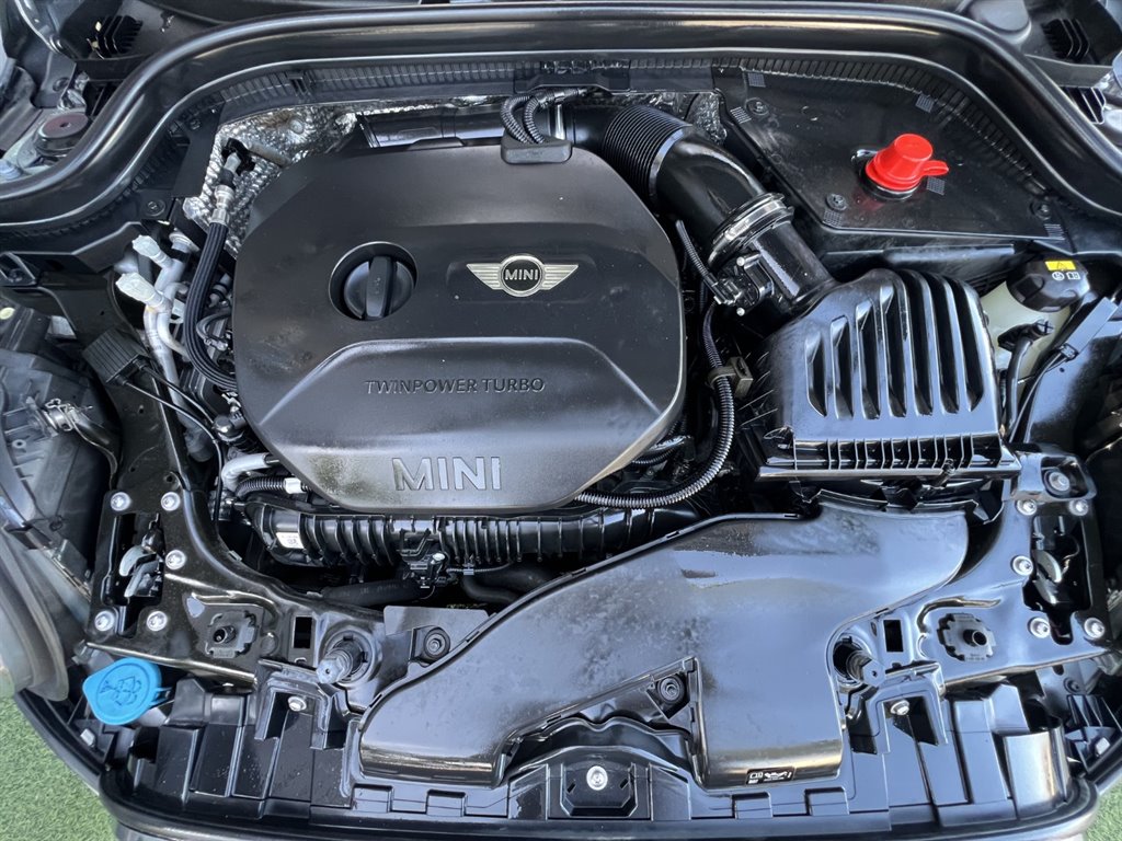 2017 MINI Cooper S photo