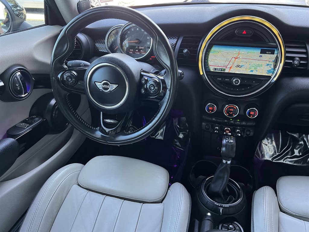 2017 MINI Cooper S photo