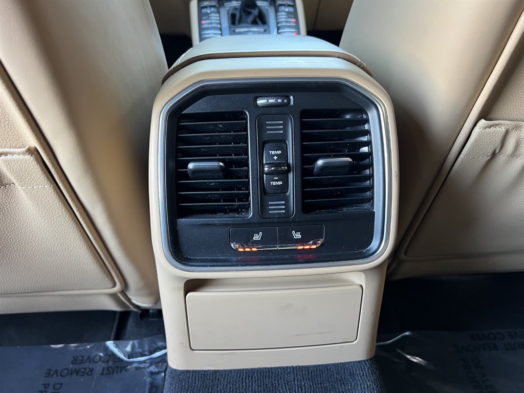 2017 Porsche Macan S photo