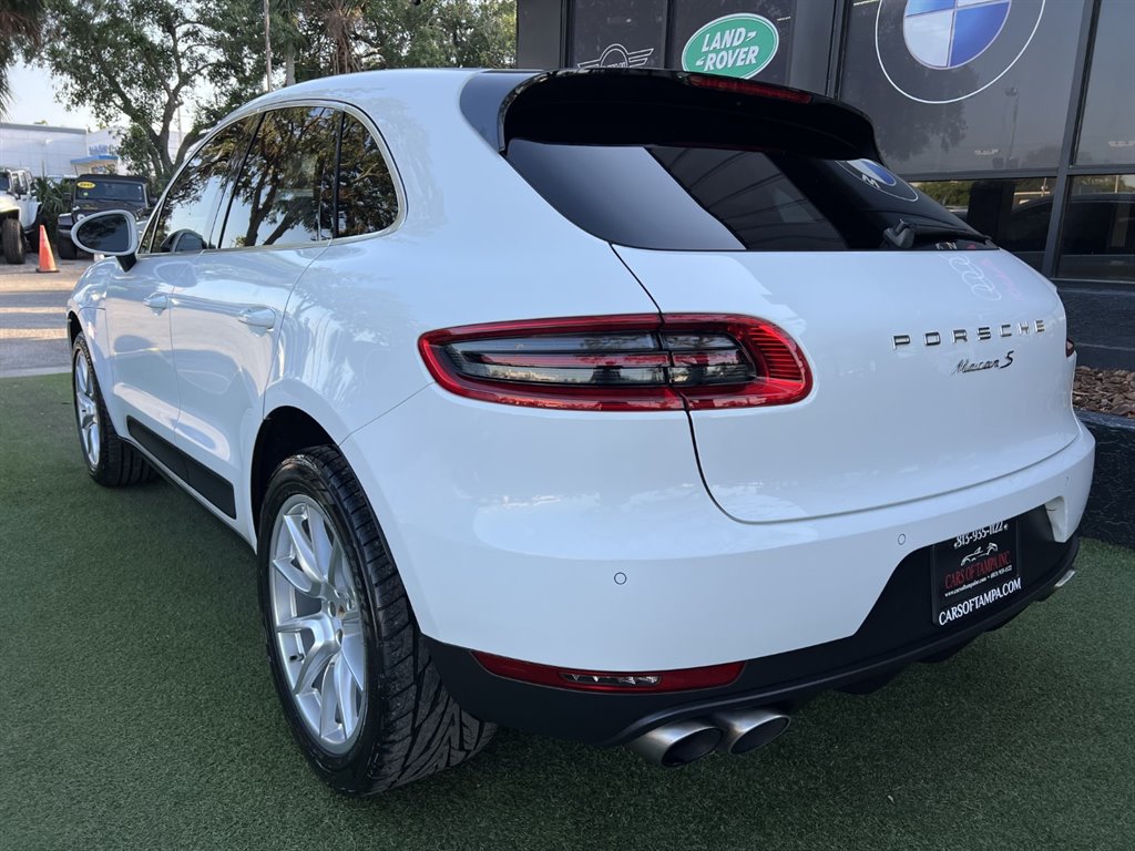 2017 Porsche Macan S photo