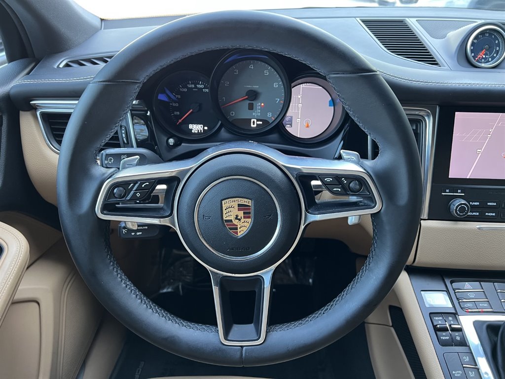 2017 Porsche Macan S photo