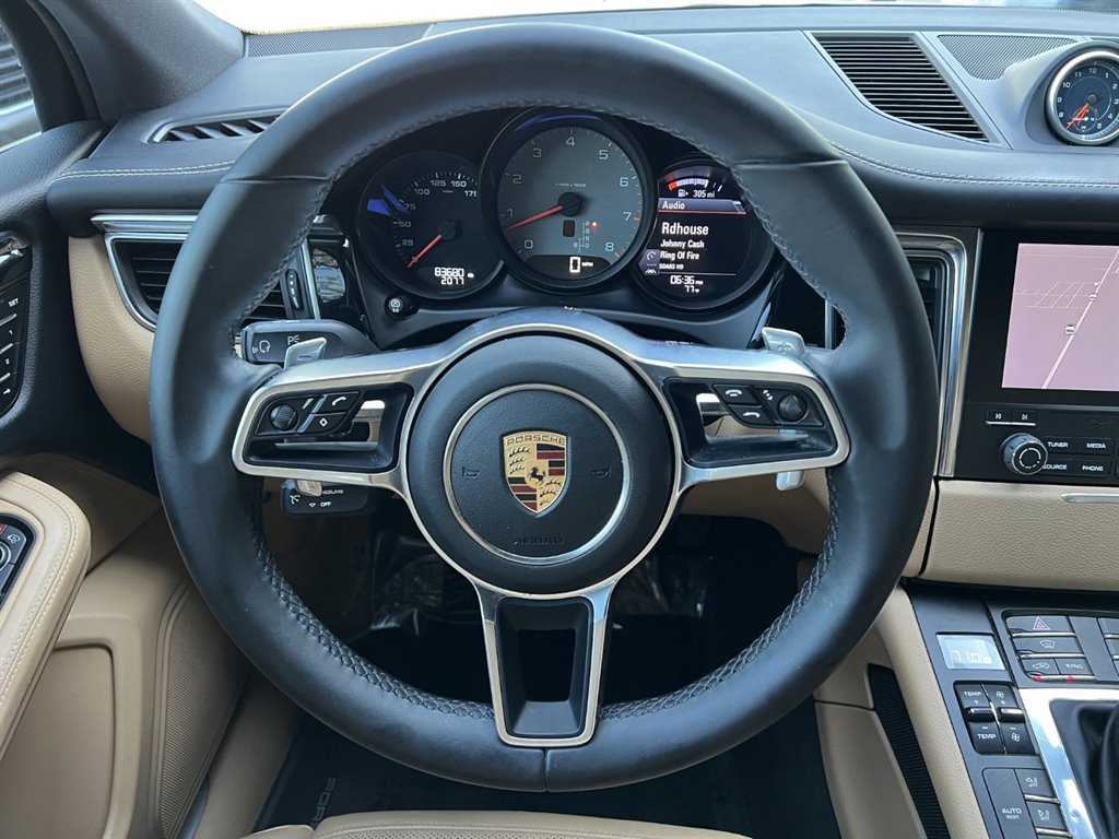 2017 Porsche Macan S photo