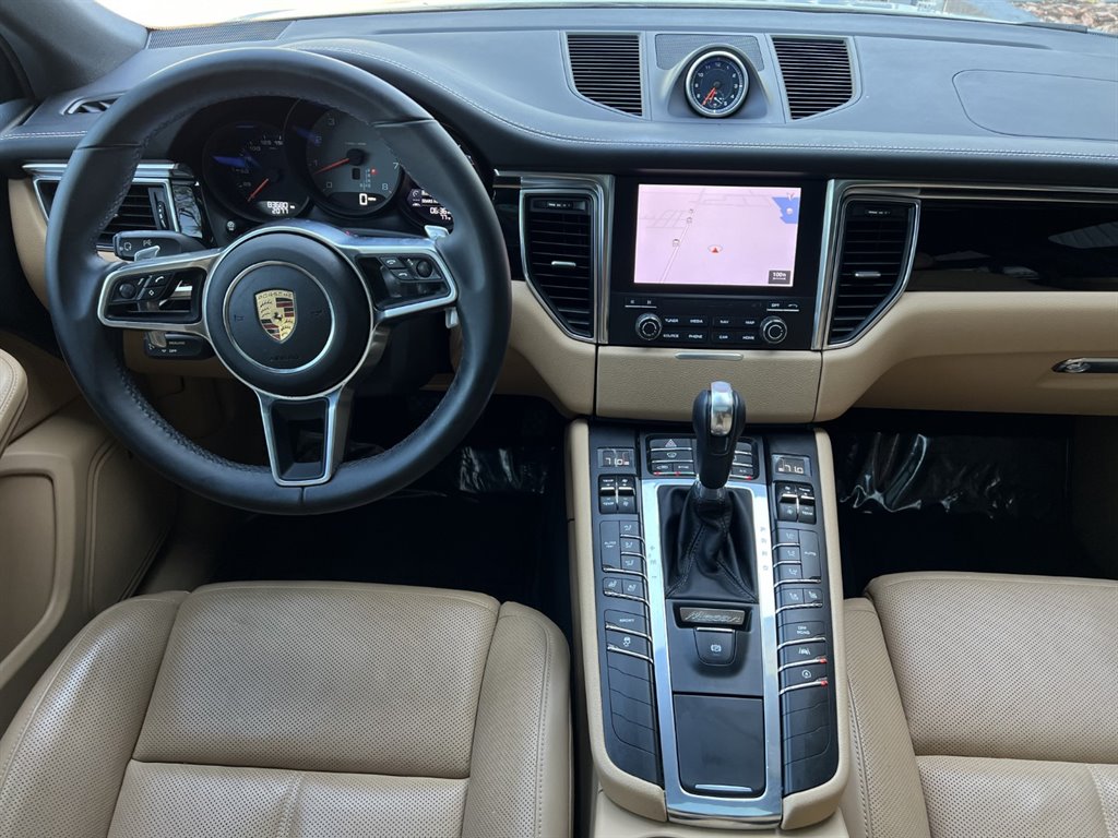 2017 Porsche Macan S photo